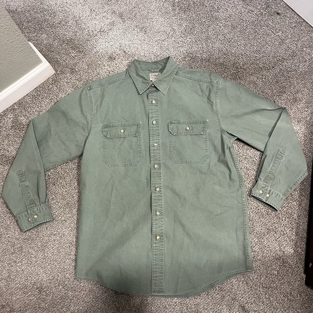 LL Bean Shirt Mens M Tall GRN Sunwashed Canvas Work Flap Pockets Traditional VTG